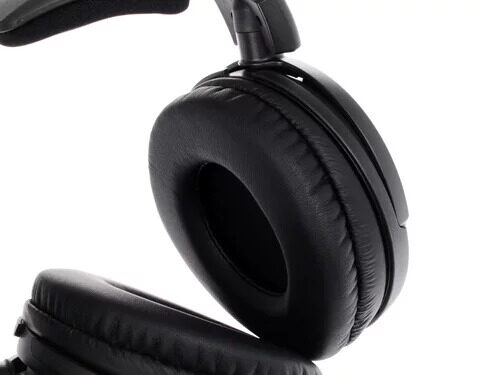 provodnyenausnikiaudio-technicaath-a550zchernyj_4_1073246