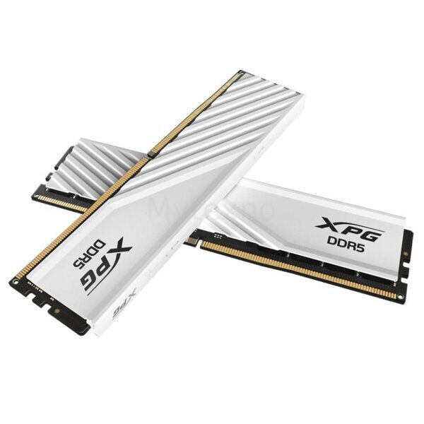 Оперативная память 32 Gb 6400 MHz ADATA XPG LANCER Blade White (AX5U6400C3216G-DTLABWH)