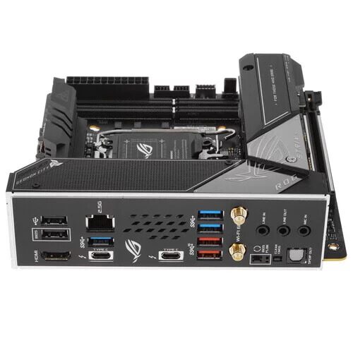 materinskaaplataasusrogstrixz690-igamingwifi_3_5618739