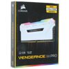 Оперативная память Corsair Vengeance RGB PRO [CMW32GX4M4C3600C18W] 32 ГБ