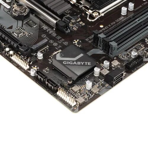 materinskaaplatagigabyteb760mgamingxaxddr4_4_5087581