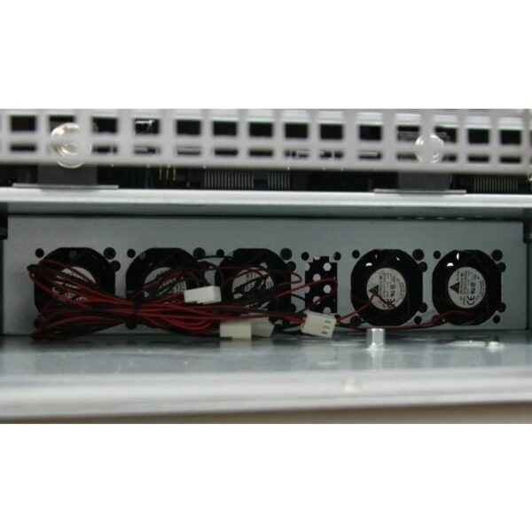 СерверныйкорпусProcaseES204XS-SATA3-B-0_4