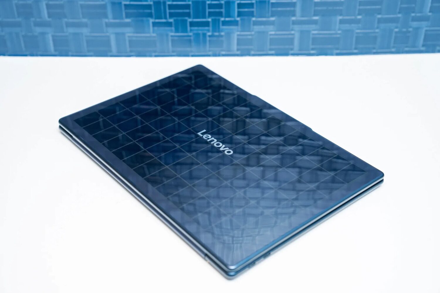 lenovo_yoga_solar_pc_mytexno_p02.webp