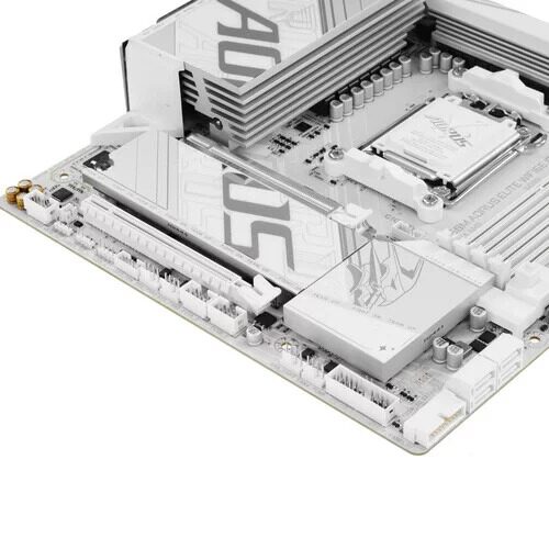 materinskaaplatagigabyteb850maoruselitewifi6eice_5_5608140