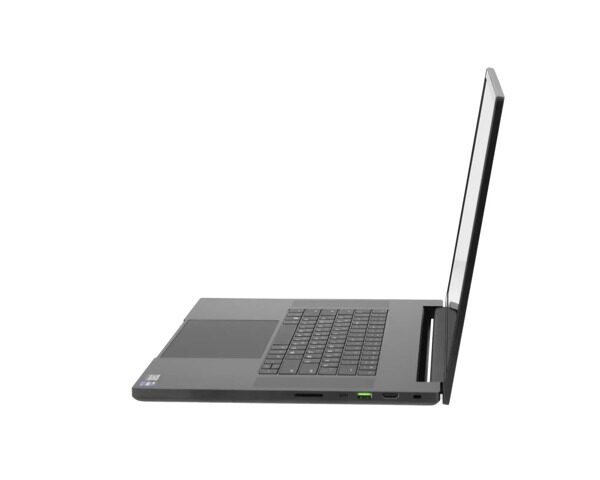 razer-blade-18-Mytexno 03