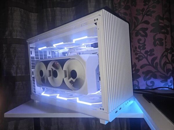 LIAN LI A3-mATX white Mytexno L06