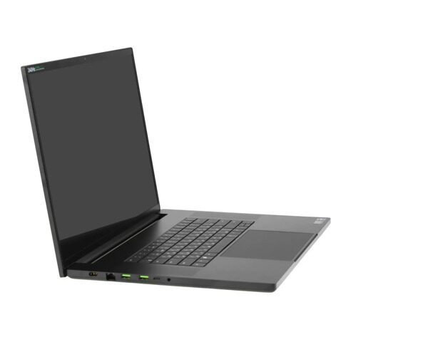 razer-blade-18-Mytexno 07